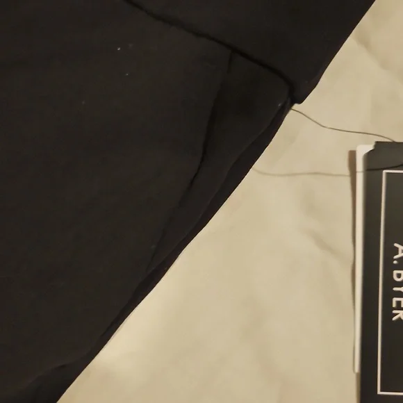 A. Byer Women's Waist Slimming Black Dress Pants Size 7 - Picture 5 of 8